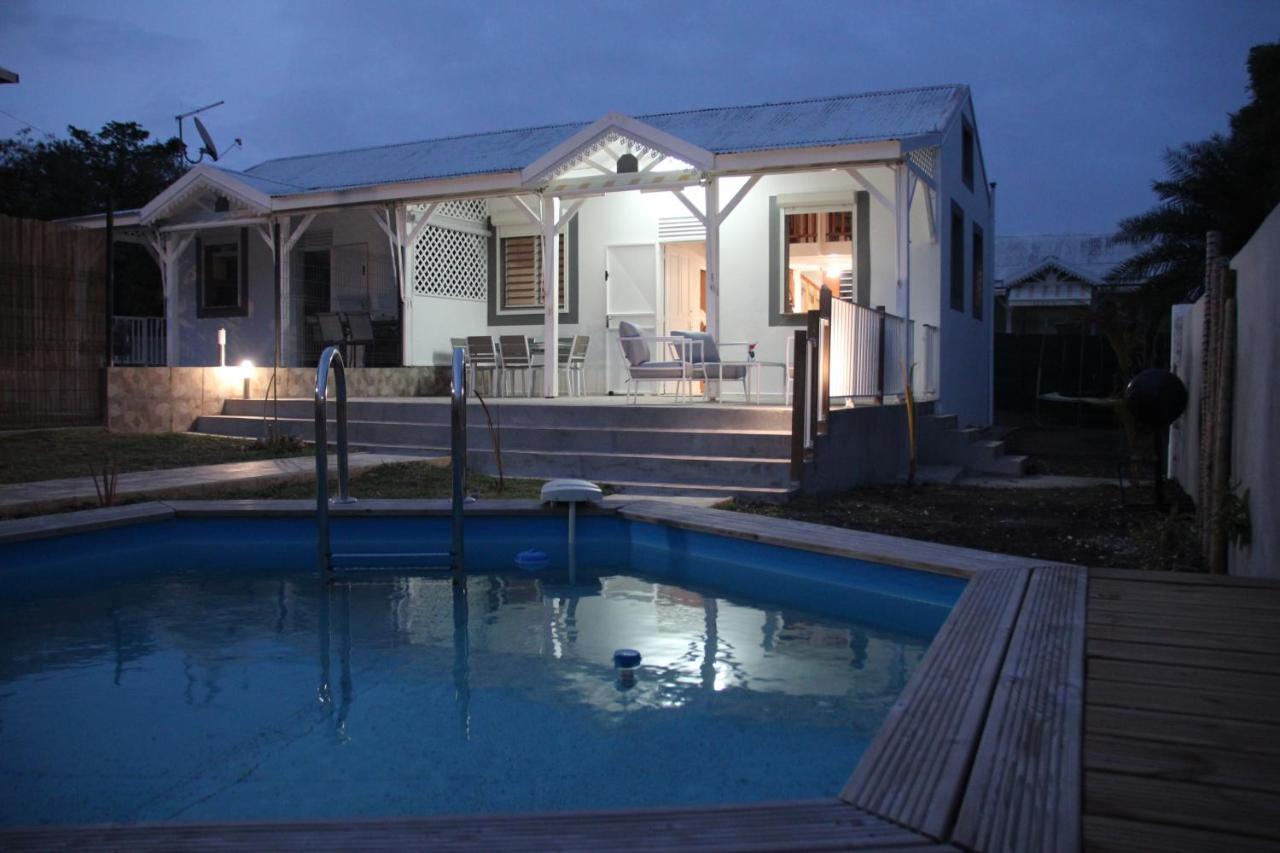 Gites Monoi 4 Personnes Avec Piscine Privee แซงต์-ฟรองซัวส์ ภายนอก รูปภาพ
