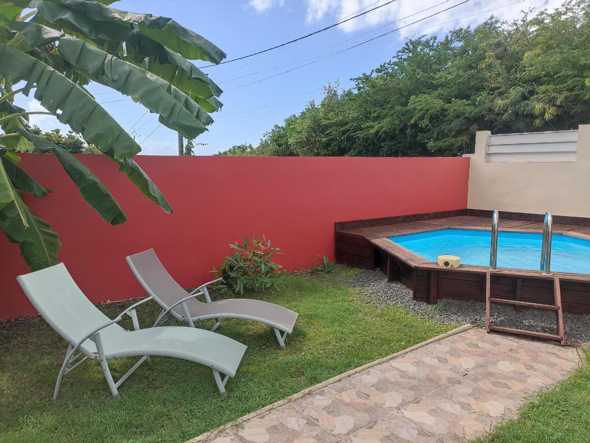 Gites Monoi 4 Personnes Avec Piscine Privee แซงต์-ฟรองซัวส์ ภายนอก รูปภาพ